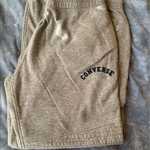 Men’s converse sweatpants size L